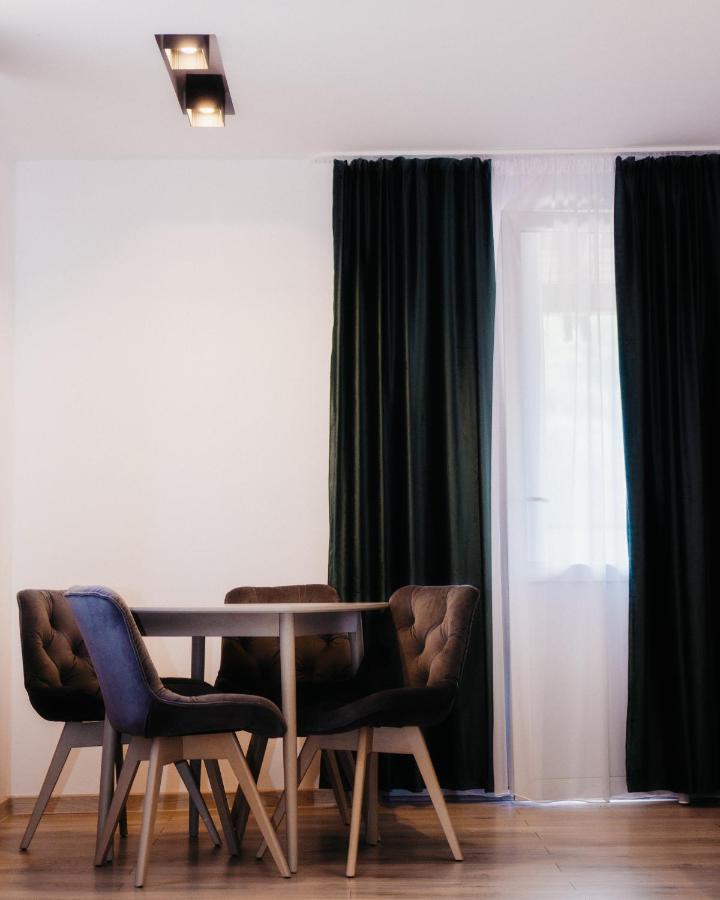Vila Ursul Negru Совата Екстериор снимка